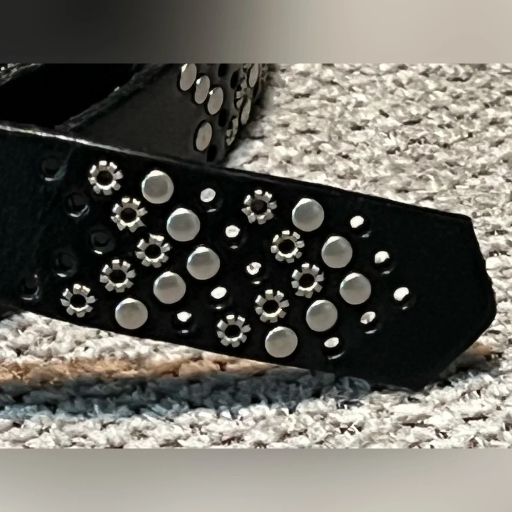 American Eagle Outfitters Bohemian‎ Studded Belt 40